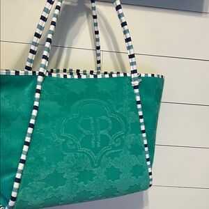ROLLWR RABBIT X TARGET star geo beach tote